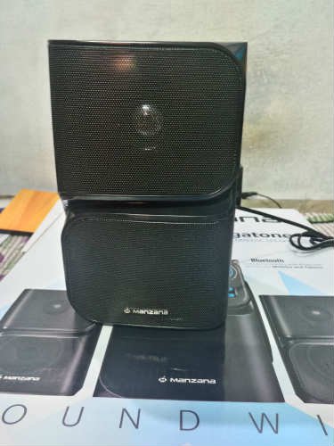 Blu-Megatone-multimedia-speakers